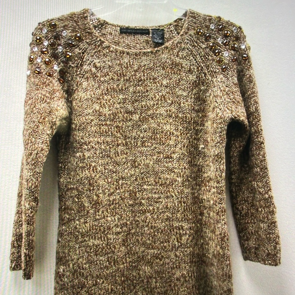 Medium Preswick & Moore designer sweater